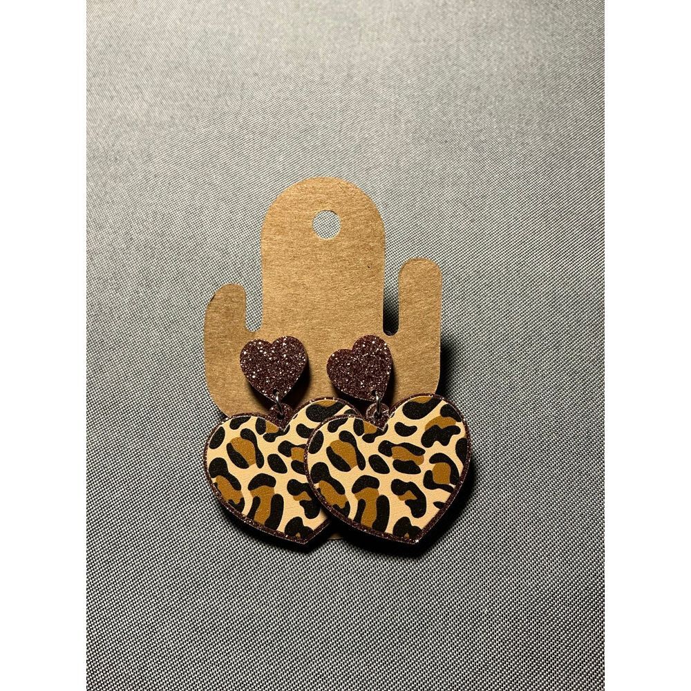 Leopard Print Heart‎ Wood Earrings